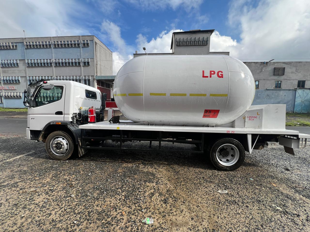 Bulk Gas Delivery Truck